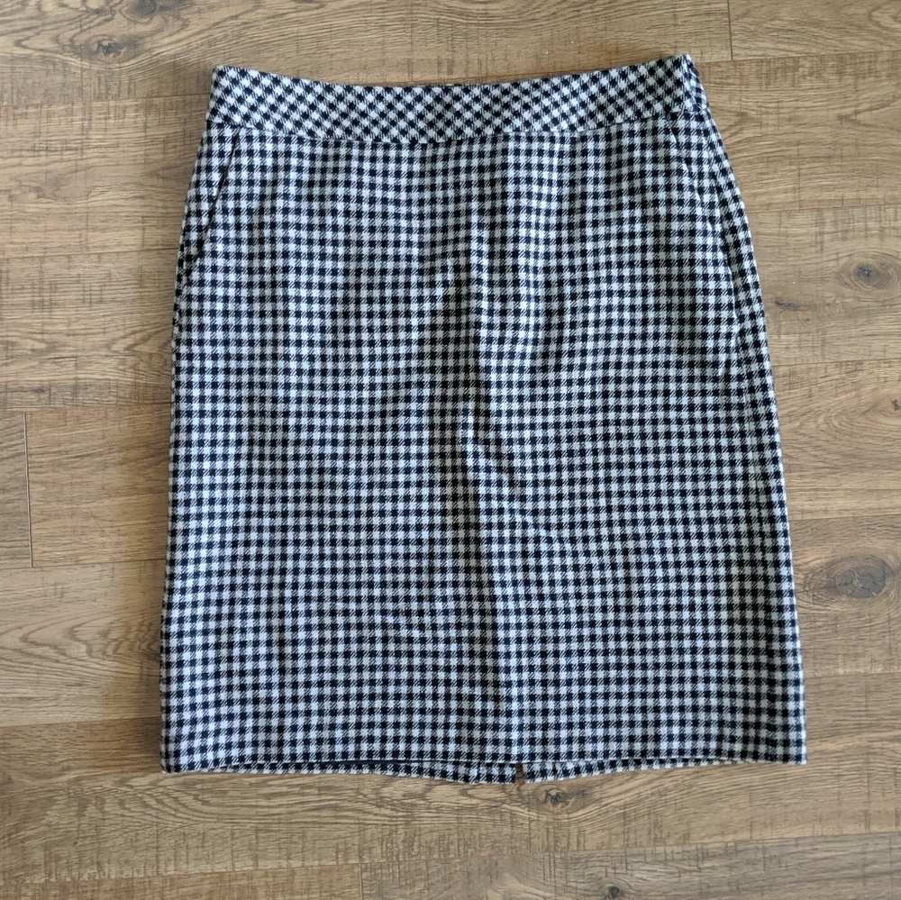 Eddie Bauer skirt size 8